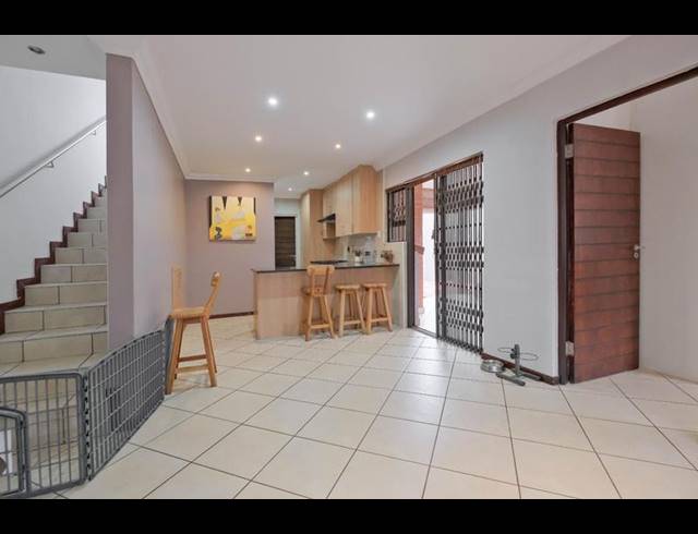 4 BEDROOM HOUSE FOR SALE IN RIETVALLEIRAND